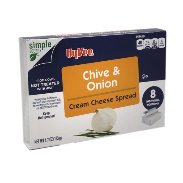 HyVee Chive & Onion Cream Cheese Spread 8 Individual Portions HyVee