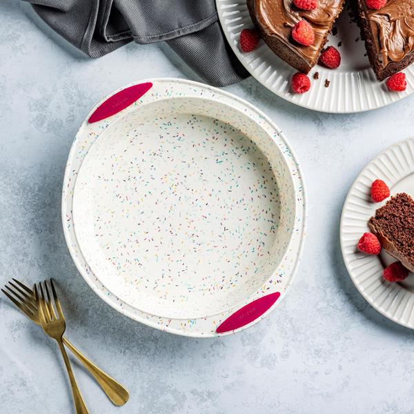 Trudeau Structure Cake Pan