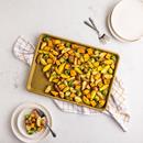 Hy-Vee Seasons Gold Nonstick Jelly Roll Pan