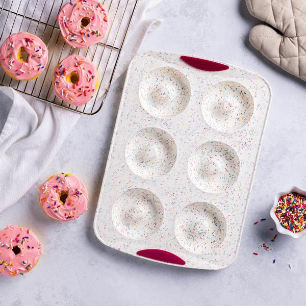 Trudeau Structure Silicone Donut Pan