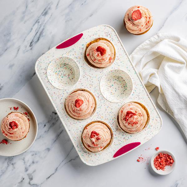 Trudeau Structure Silicone Muffin Pan - Thumbnail 4