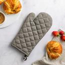 Hy-Vee Seasons Stonewash Oven Mitt in Fieldstone Gray